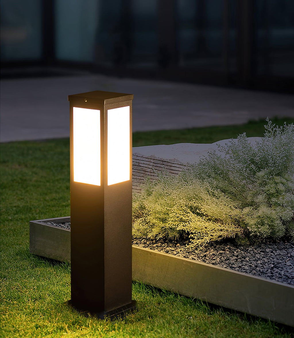 Kuzco Minimal Path Light