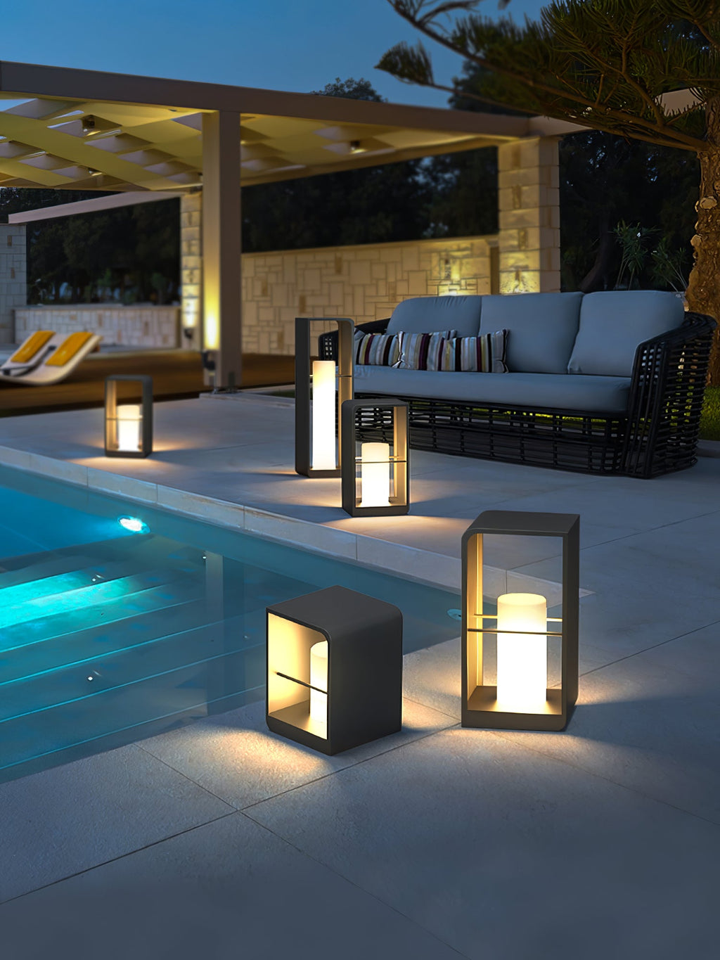 Zephyra Solar Nova Bollard Light