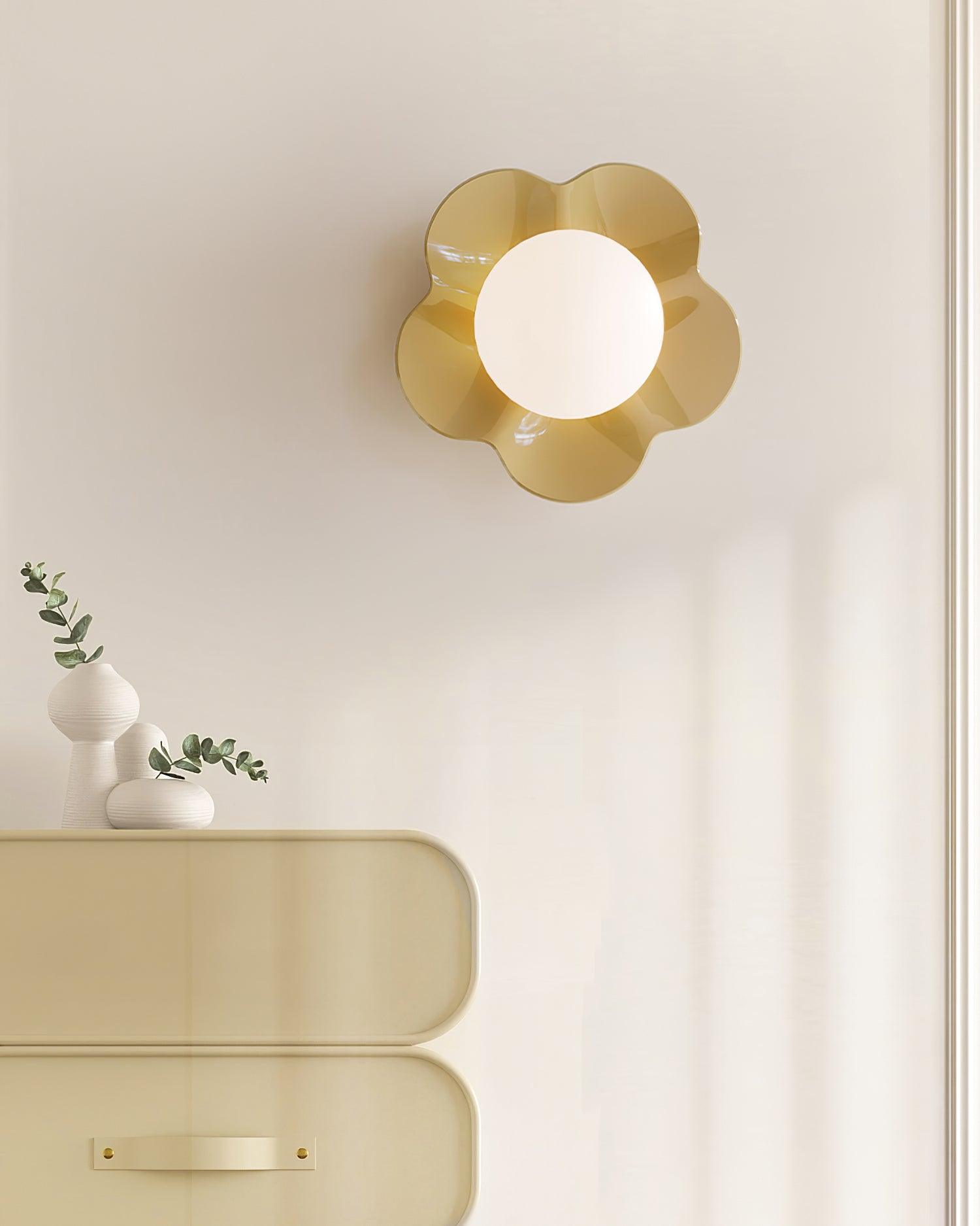 La Fleur Floral Wall Sconce