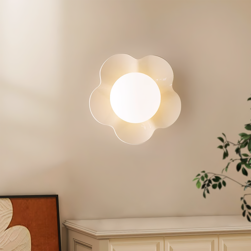 La Fleur Floral Wall Sconce