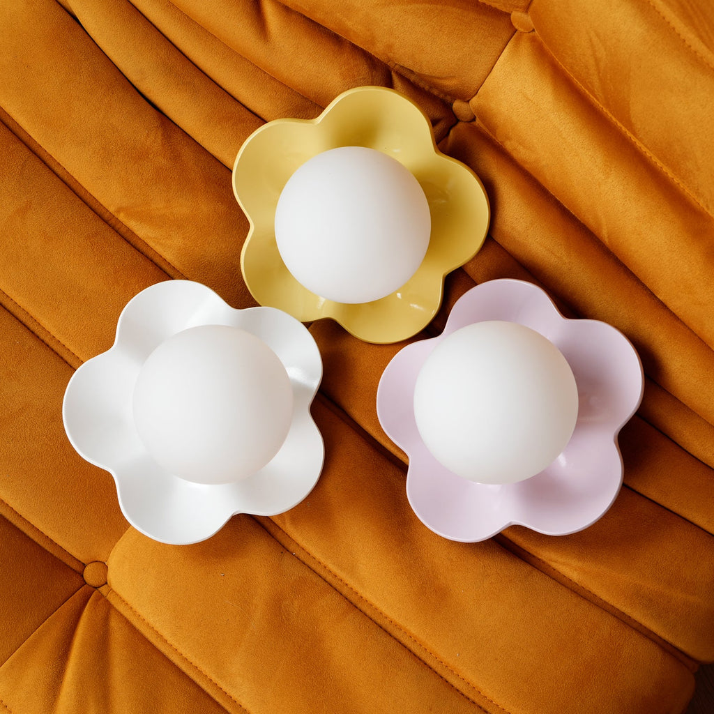 La Fleur Floral Wall Sconce