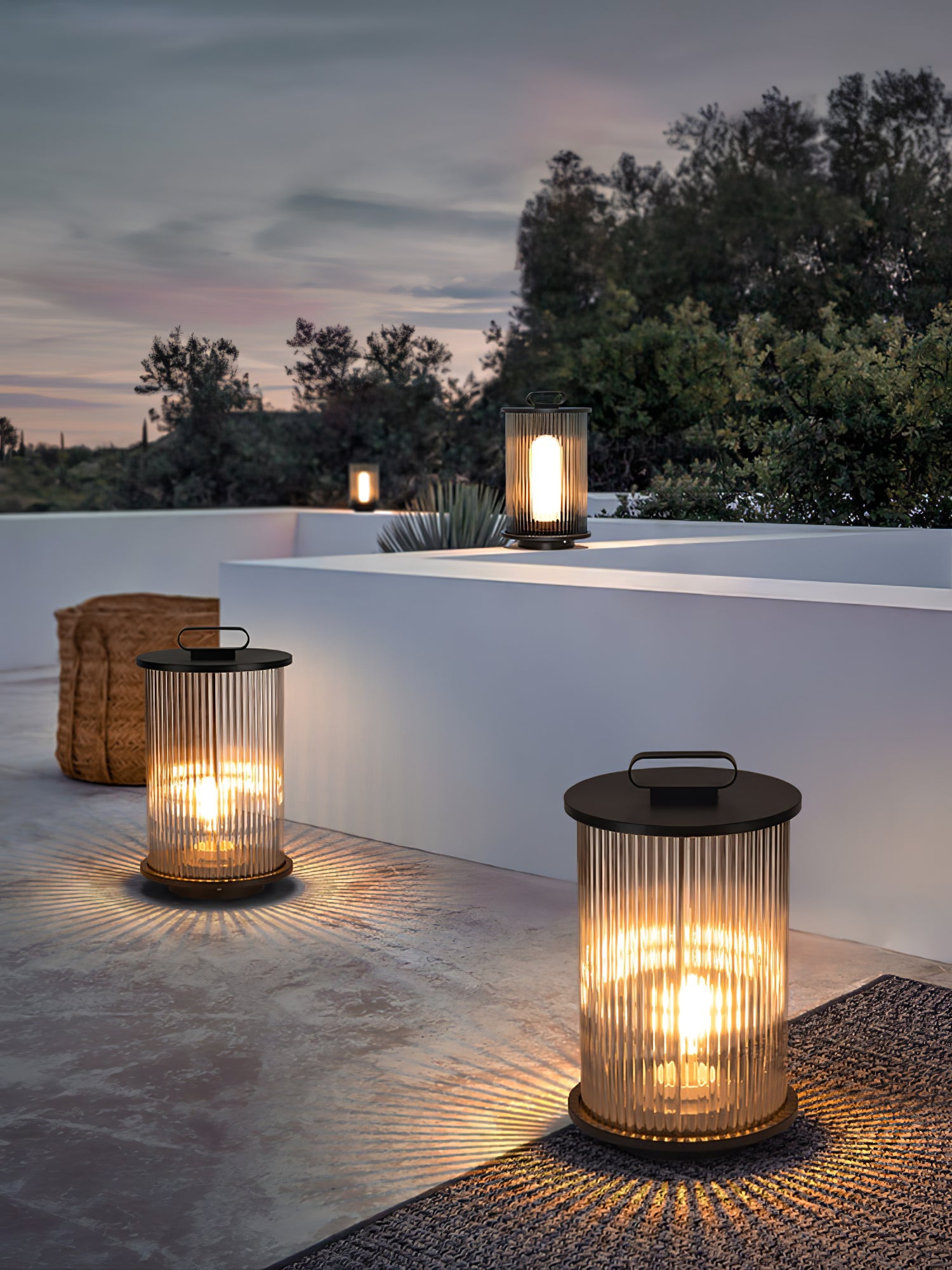 Fjord Orb Garden Lantern Light
