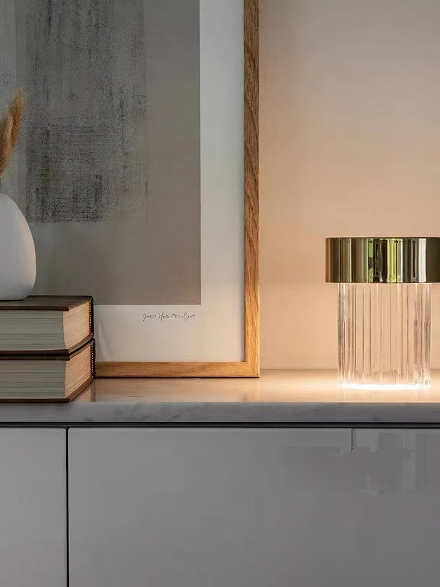 Vanta Glass Cylinder Table Lamp