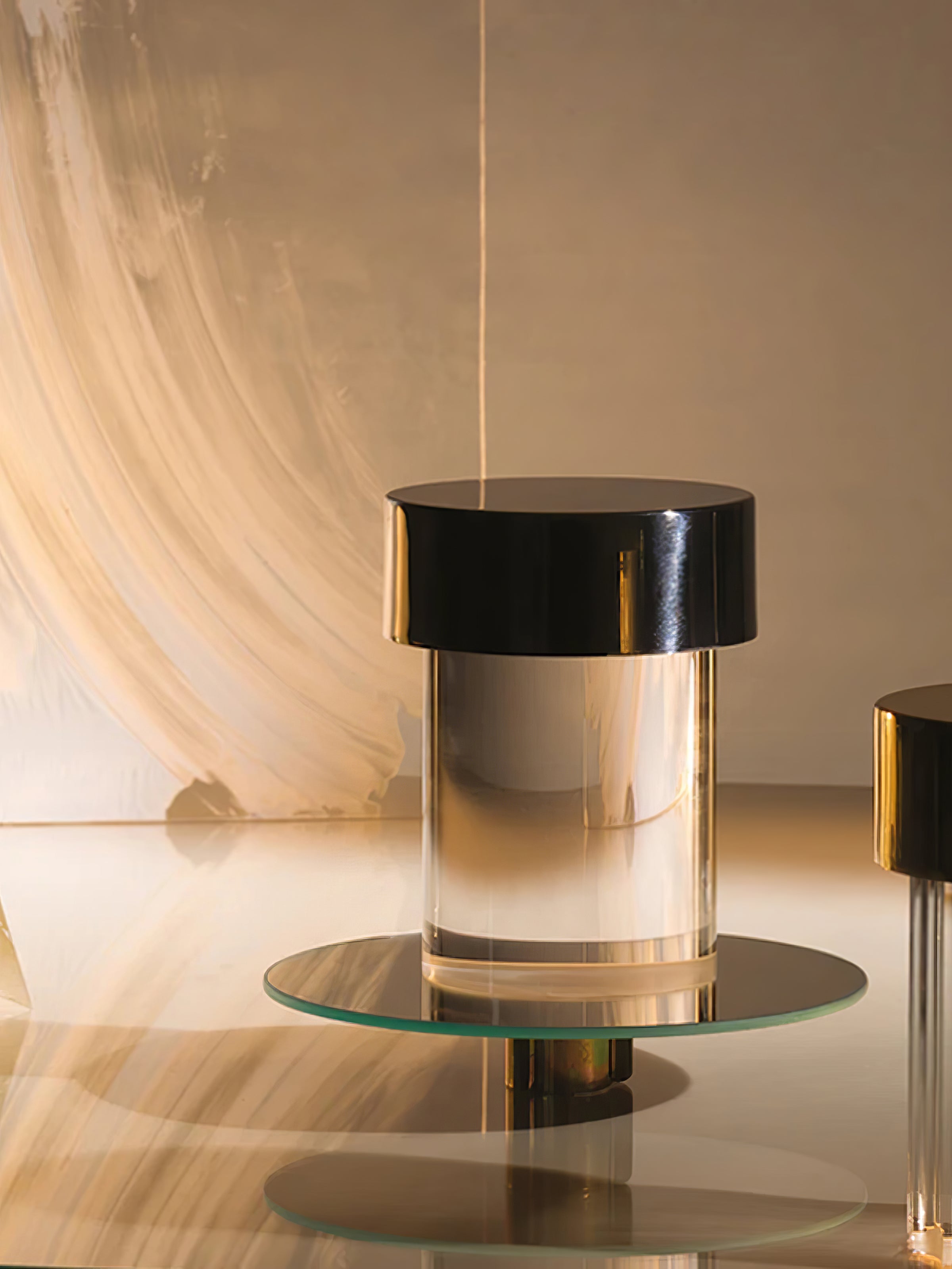 Vanta Glass Cylinder Table Lamp
