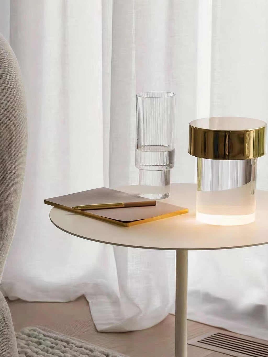 Vanta Glass Cylinder Table Lamp