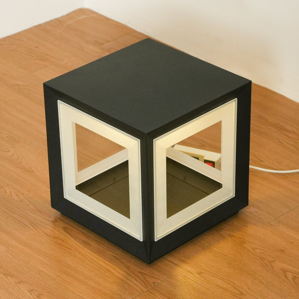 Meridian Cube Path Light