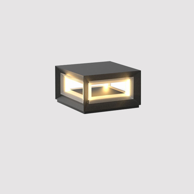 Meridian Cube Path Light