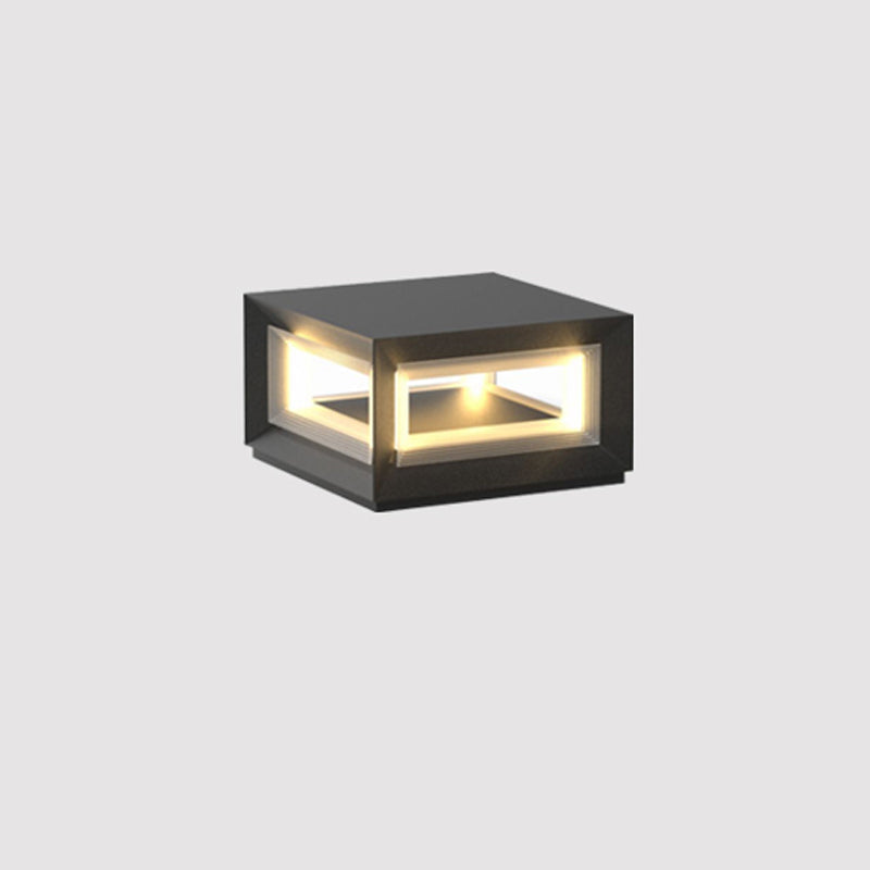 Meridian Cube Path Light