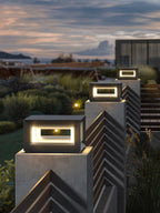 Meridian Cube Path Light