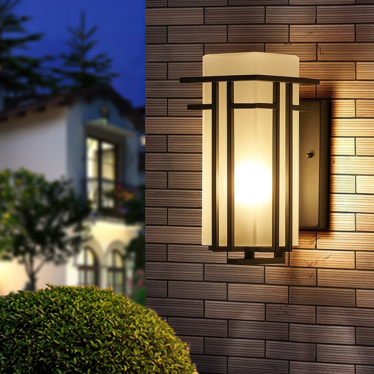 Linden Arc Outdoor Wall Light