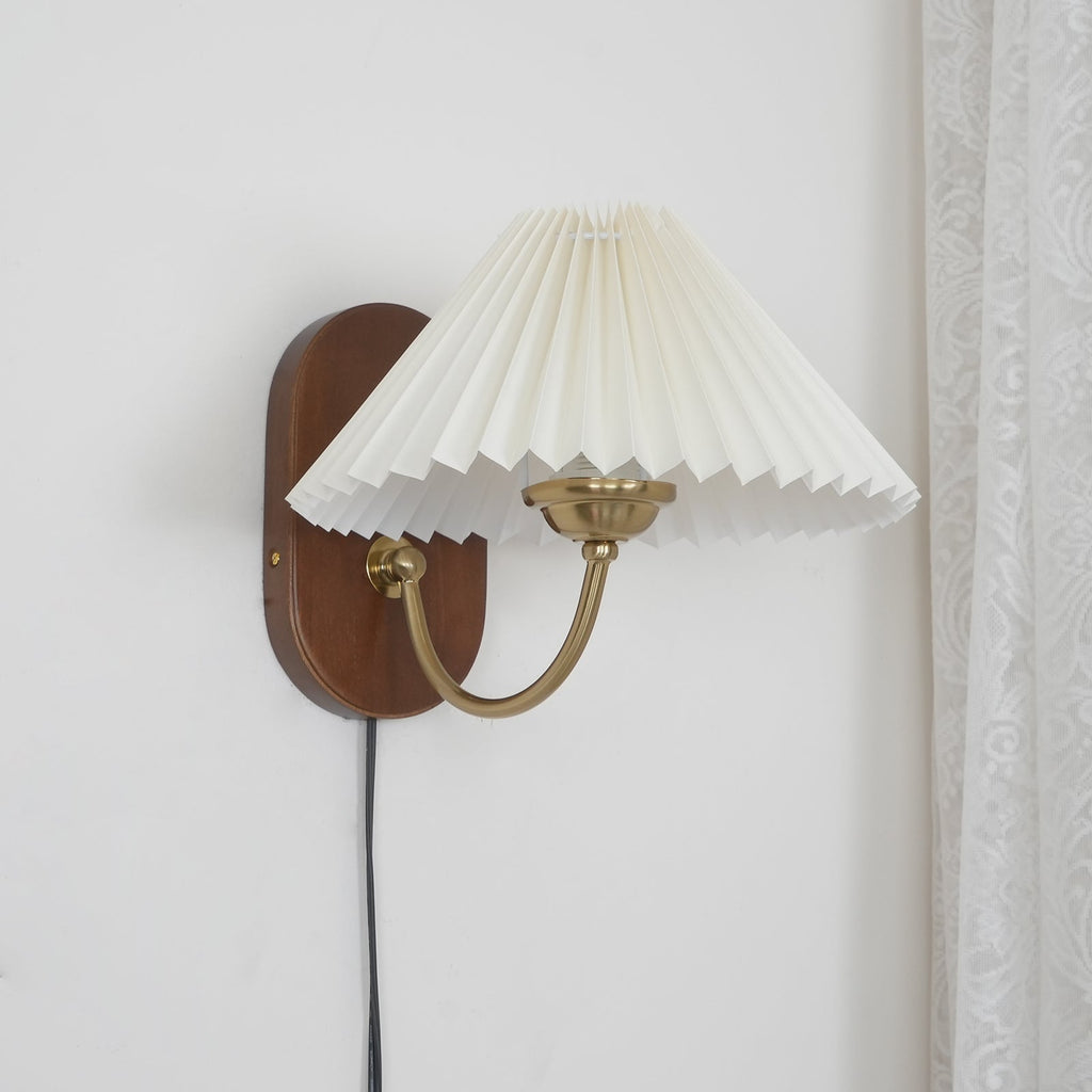 Louise Plug-In Wall Sconce