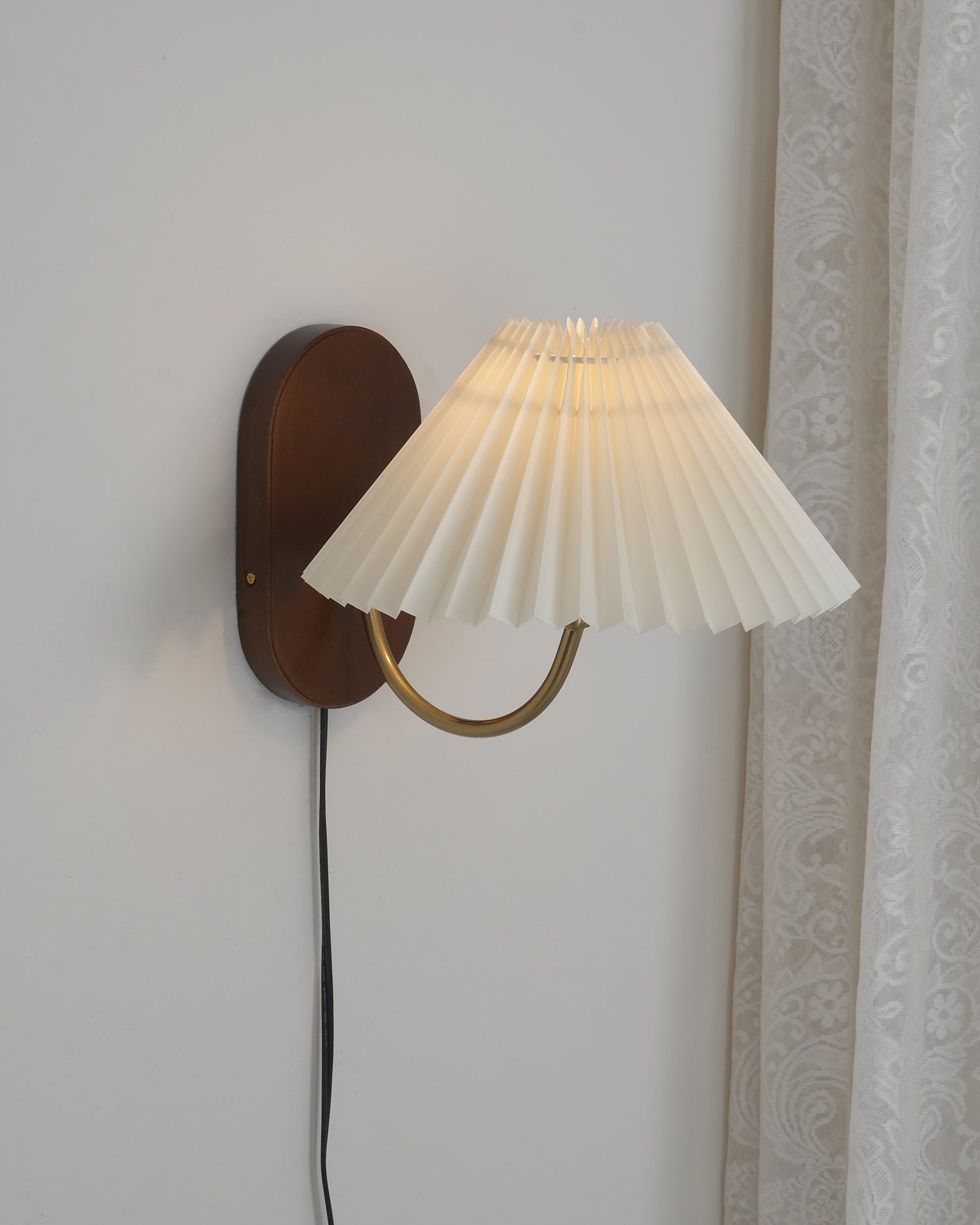 Louise Plug-In Wall Sconce