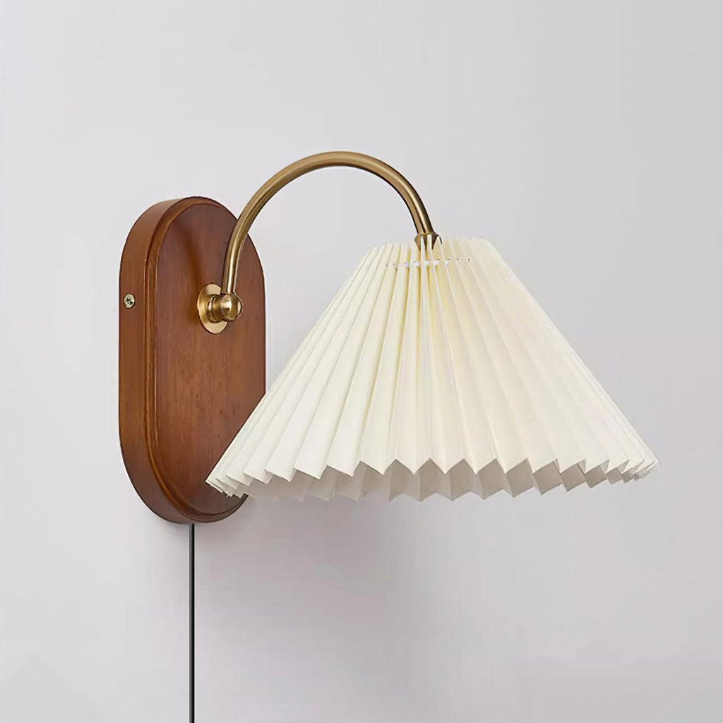 Louise Plug-In Wall Sconce