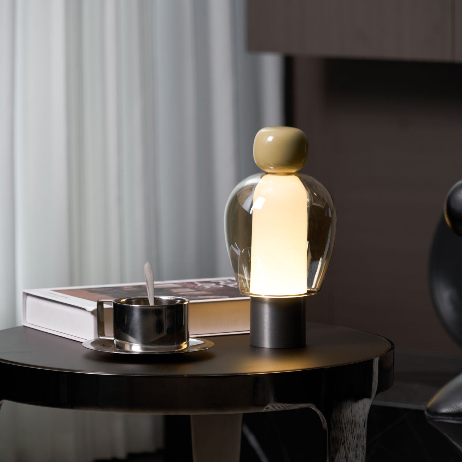 Lumina Joy Soft Halo Table Light