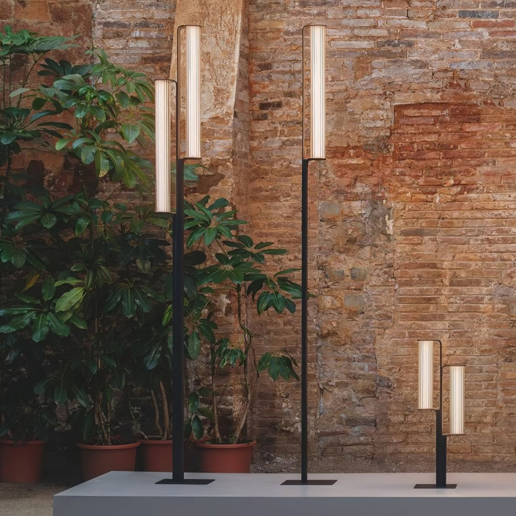 Lumo Arc Architectural Path Light