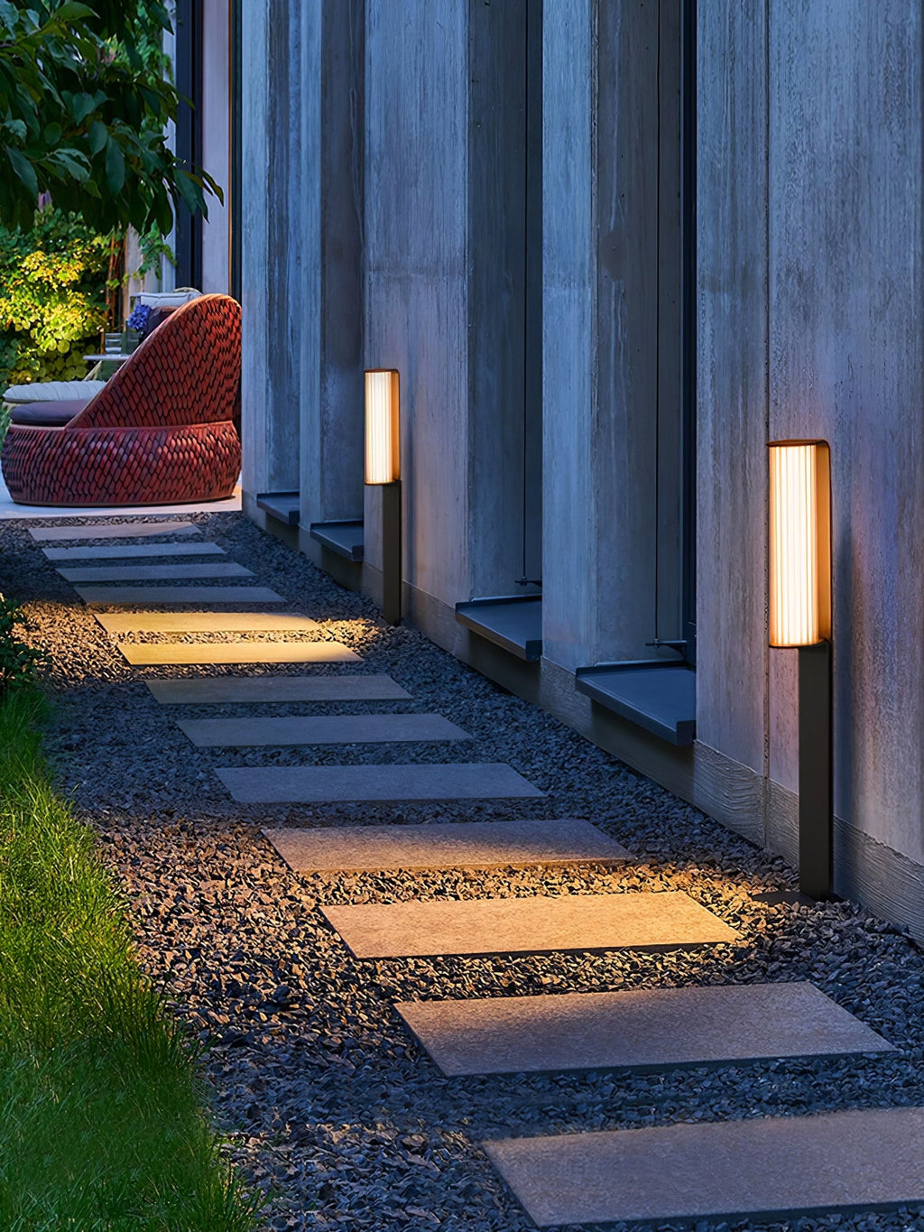 Lumo Arc Duo Architectural Post Light