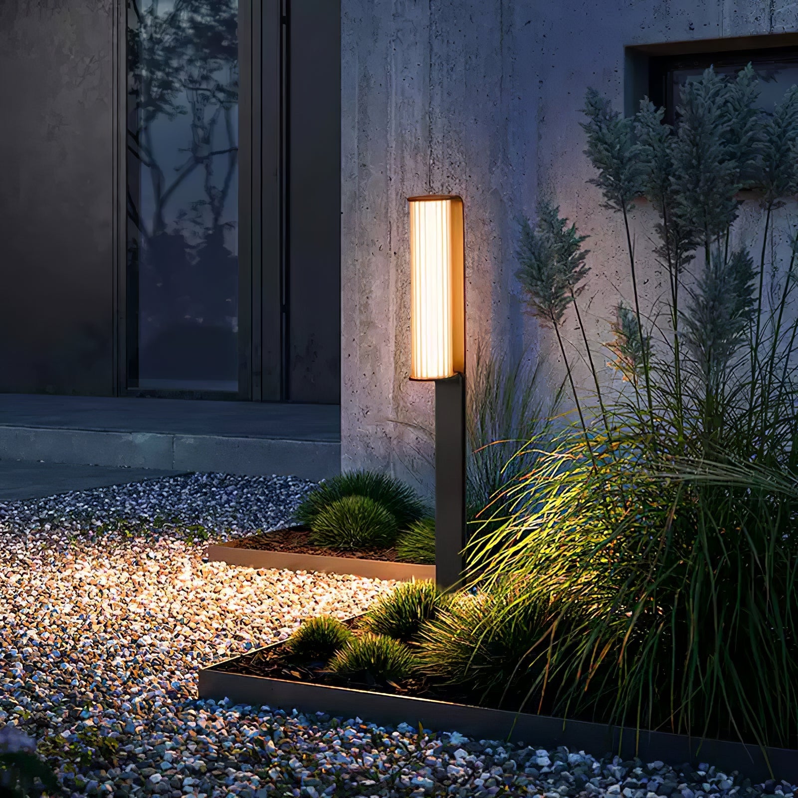 Lumo Arc Duo Architectural Post Light
