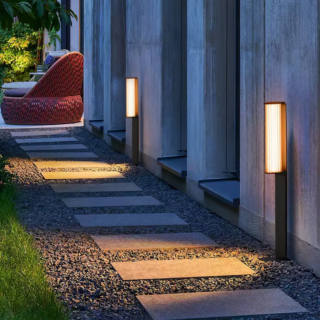 Lumo Arc Duo Architectural Post Light