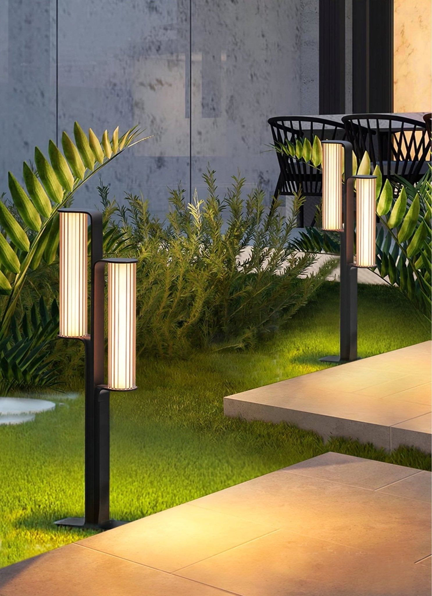 Lumo Arc Duo Architectural Post Light