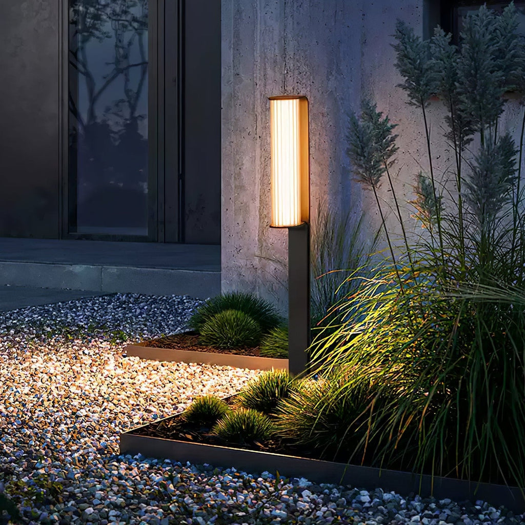 Lumo Arc Duo Architectural Post Light