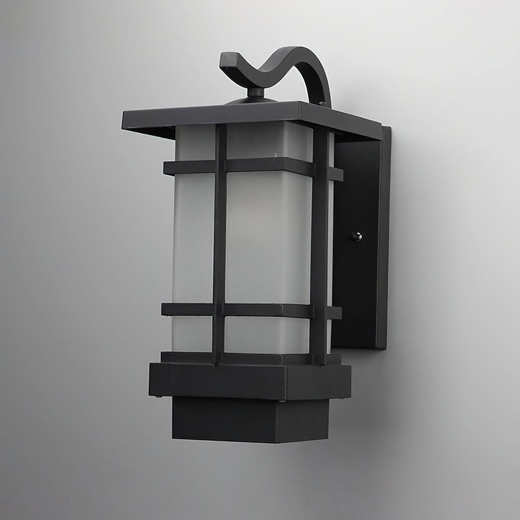 Madison Heritage Lantern Wall Light