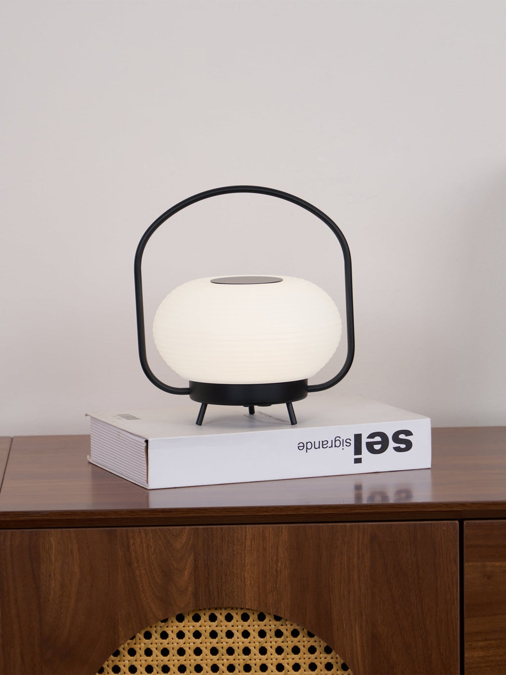 Masker Sculpted Globe Table Light