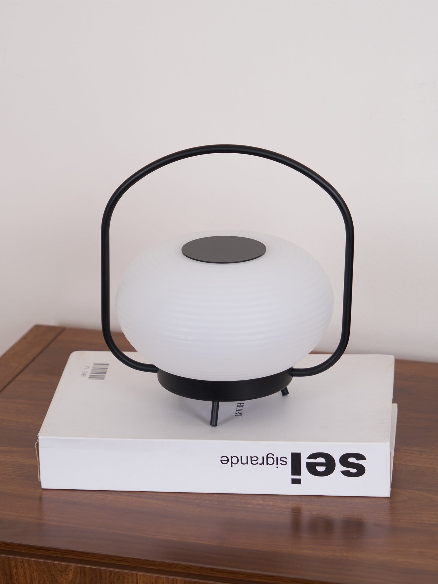 Masker Sculpted Globe Table Light