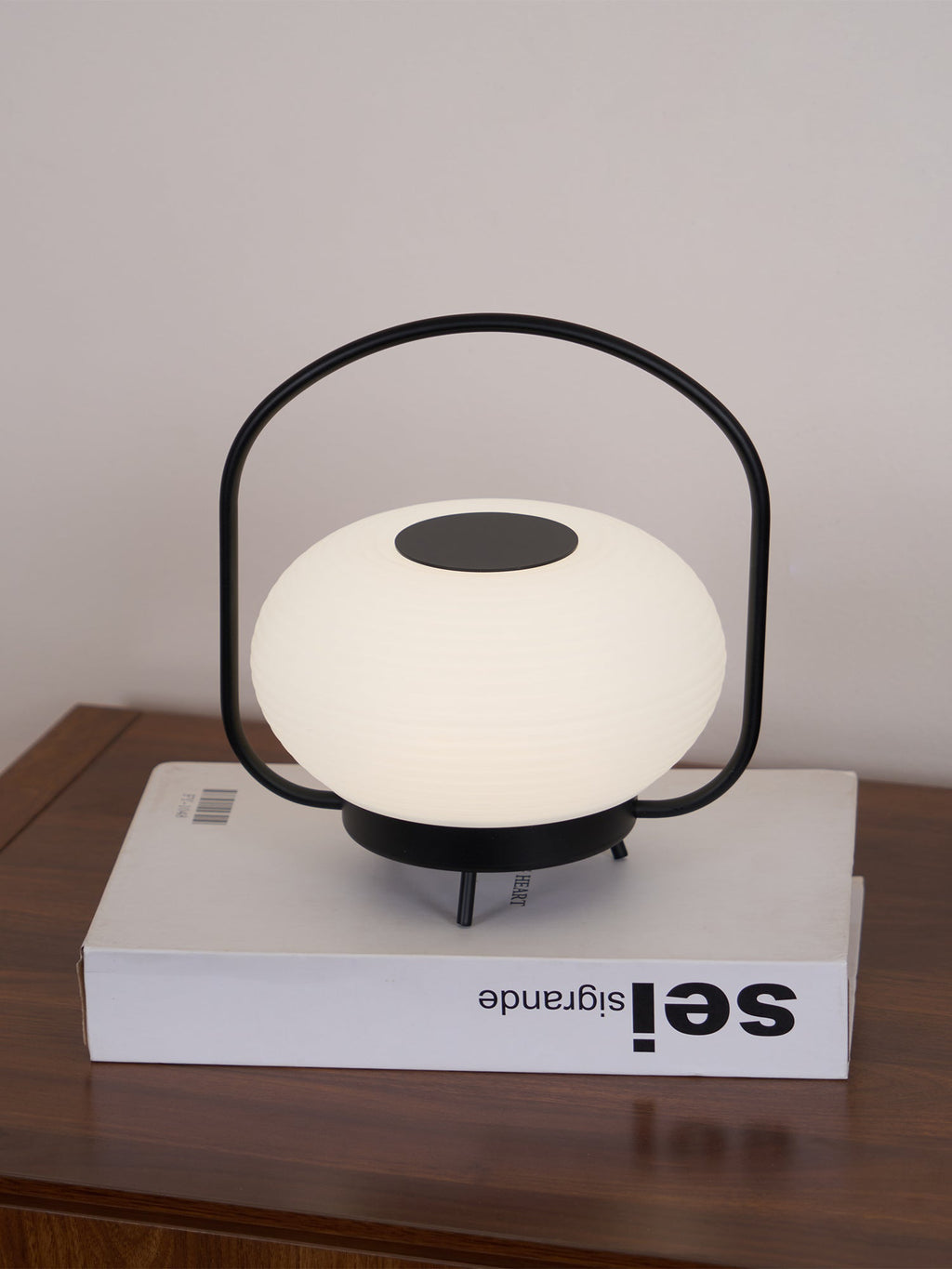 Masker Sculpted Globe Table Light
