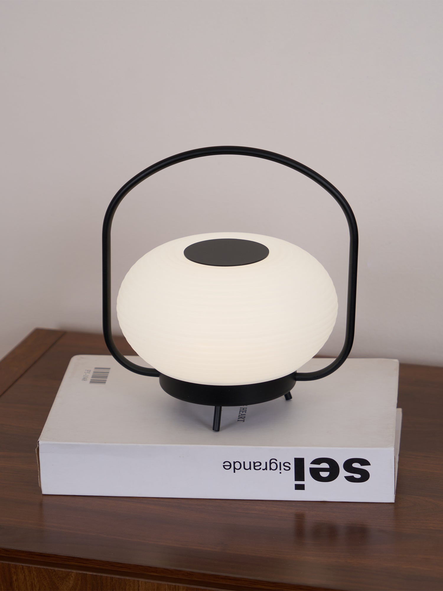 Masker Sculpted Globe Table Light