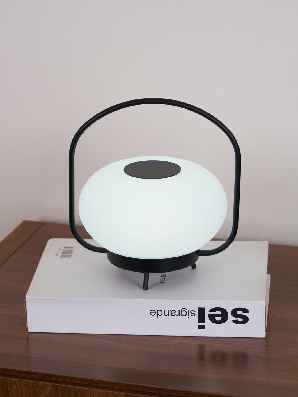 Masker Sculpted Globe Table Light
