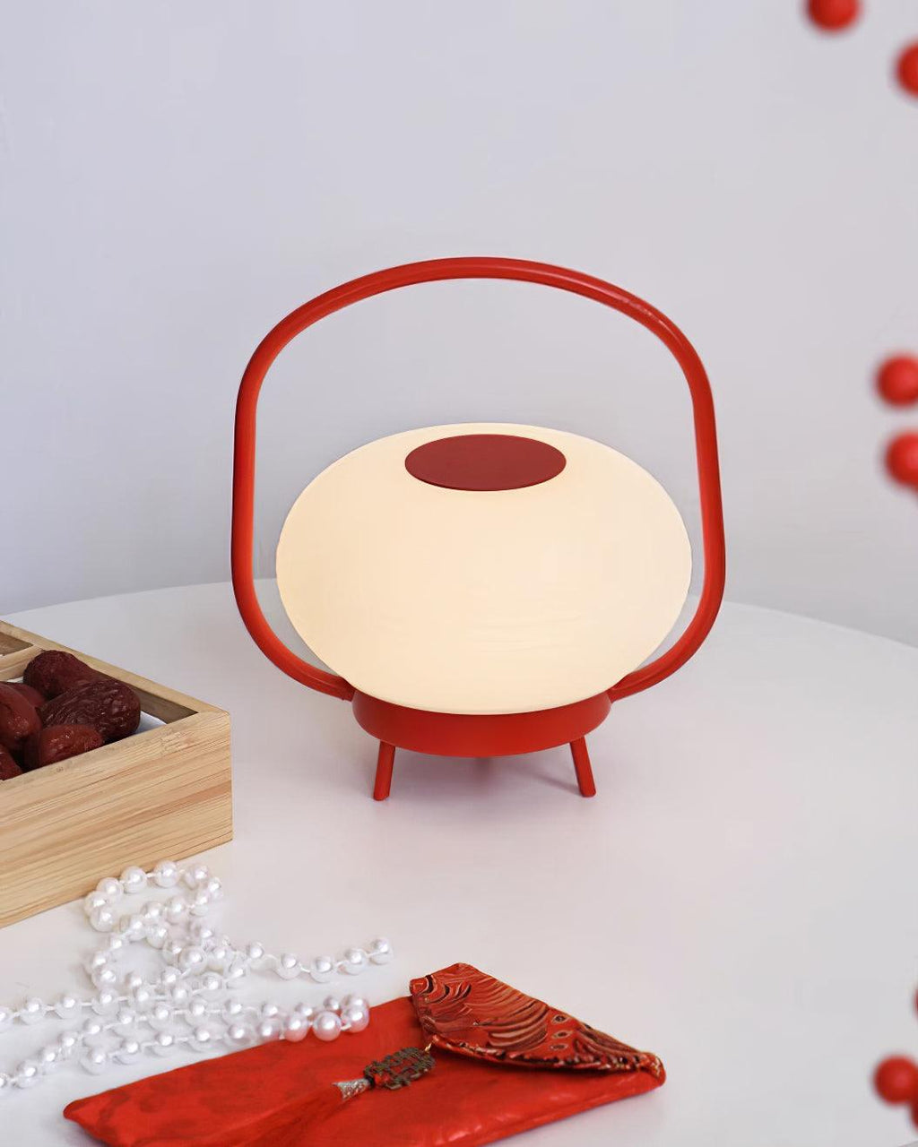 Masker Sculpted Globe Table Light