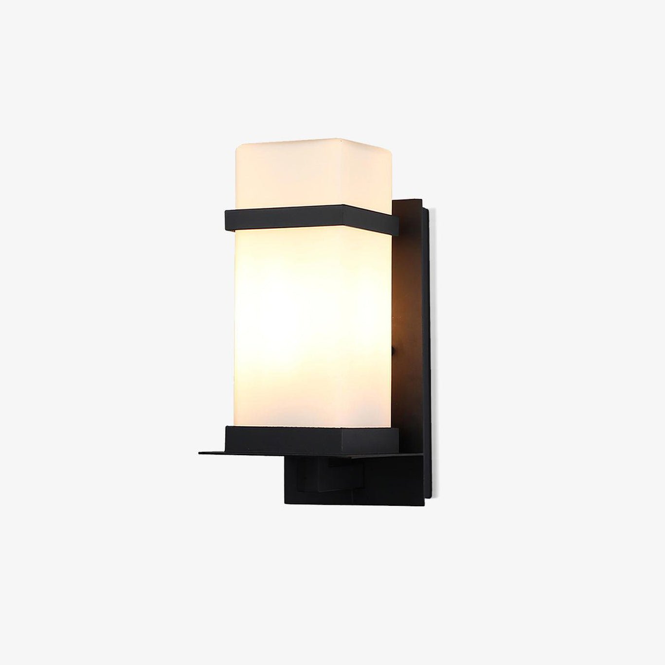 Mcdade Strata Minimal Wall Light
