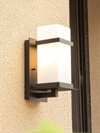 Mcdade Strata Minimal Wall Light