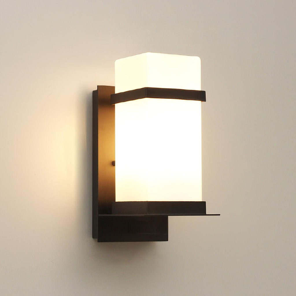 Mcdade Strata Minimal Wall Light