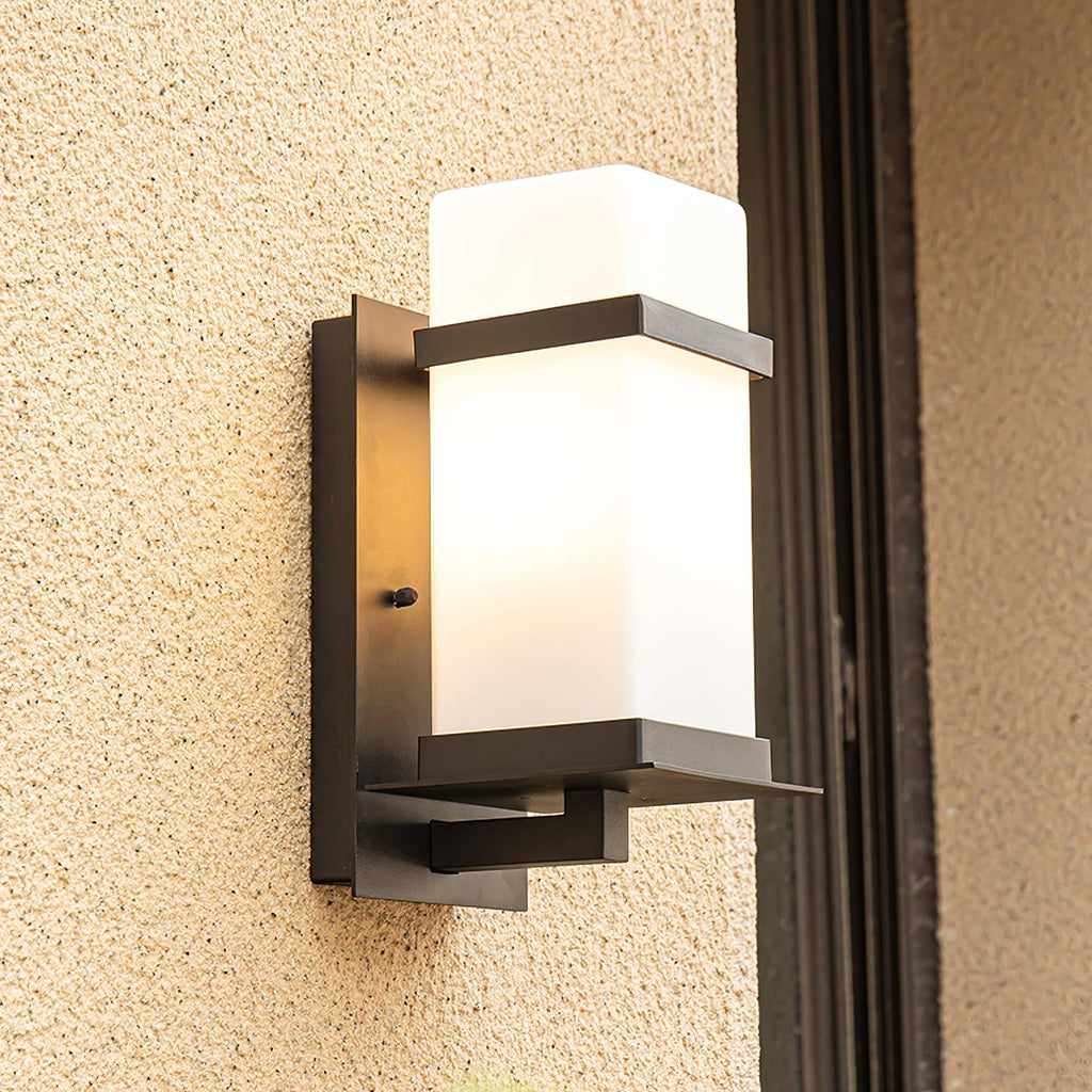 Mcdade Strata Minimal Wall Light