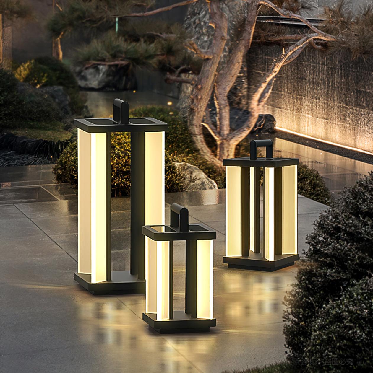 MetroLuxe Minimal Steel Walkway Light
