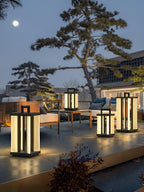 MetroLuxe Minimal Steel Walkway Light