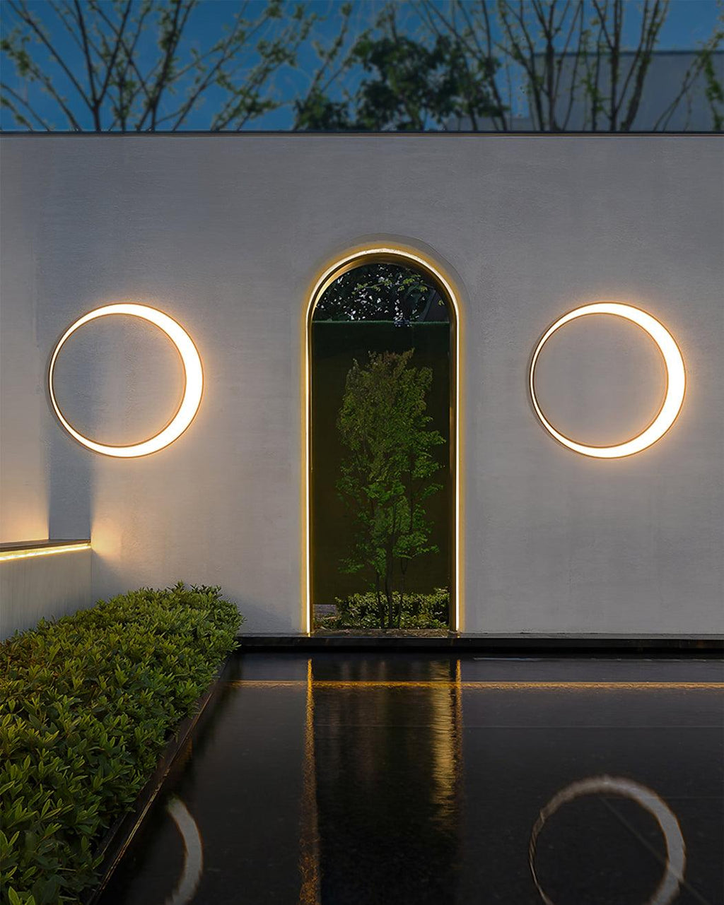 Moon Minimal Orb Sconce