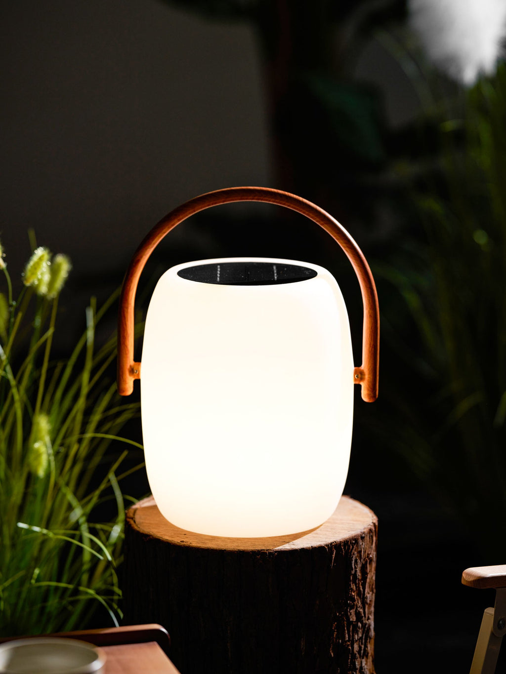 Noria Soft Glow Solar Lantern