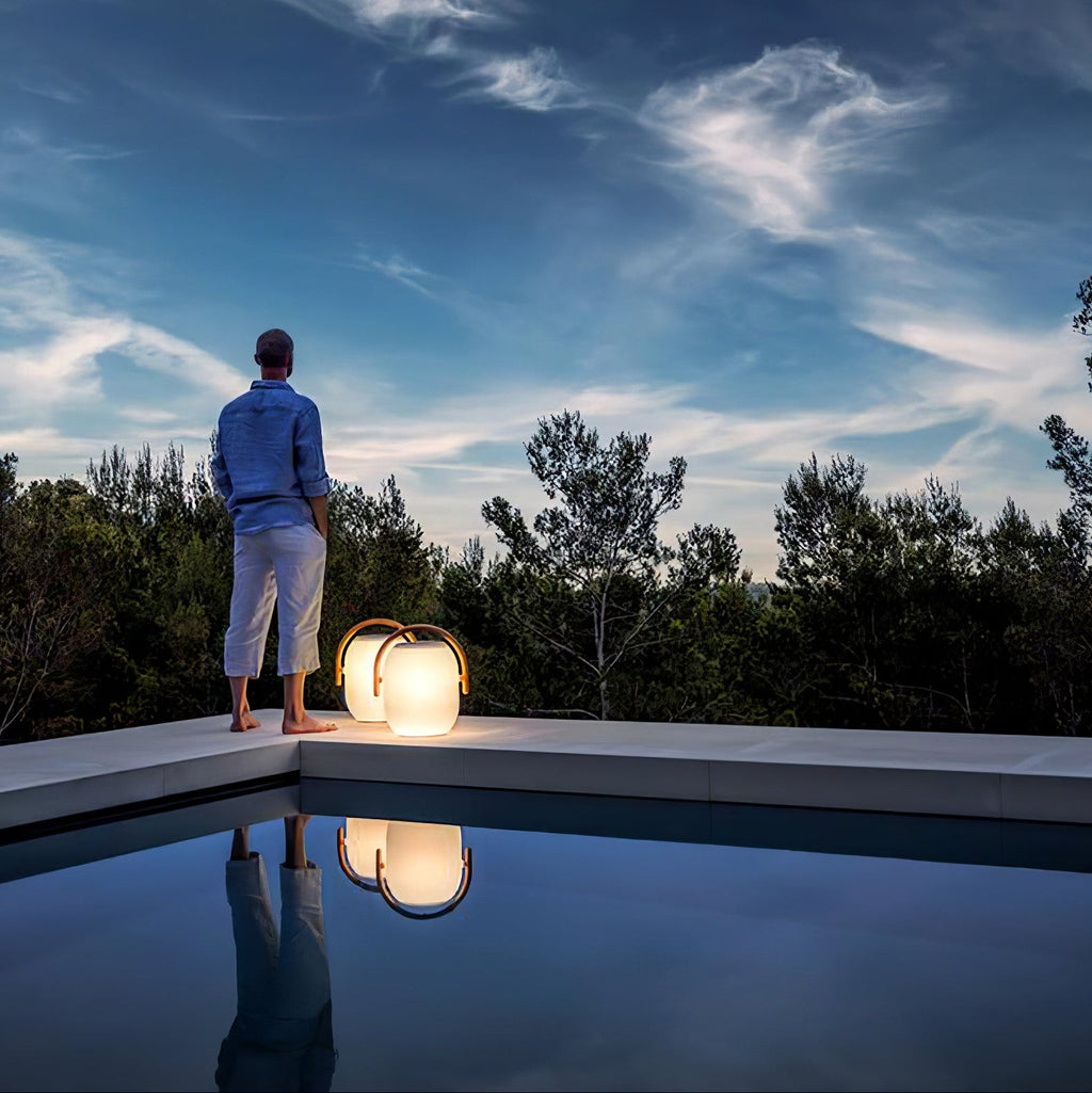 Noria Soft Glow Solar Lantern
