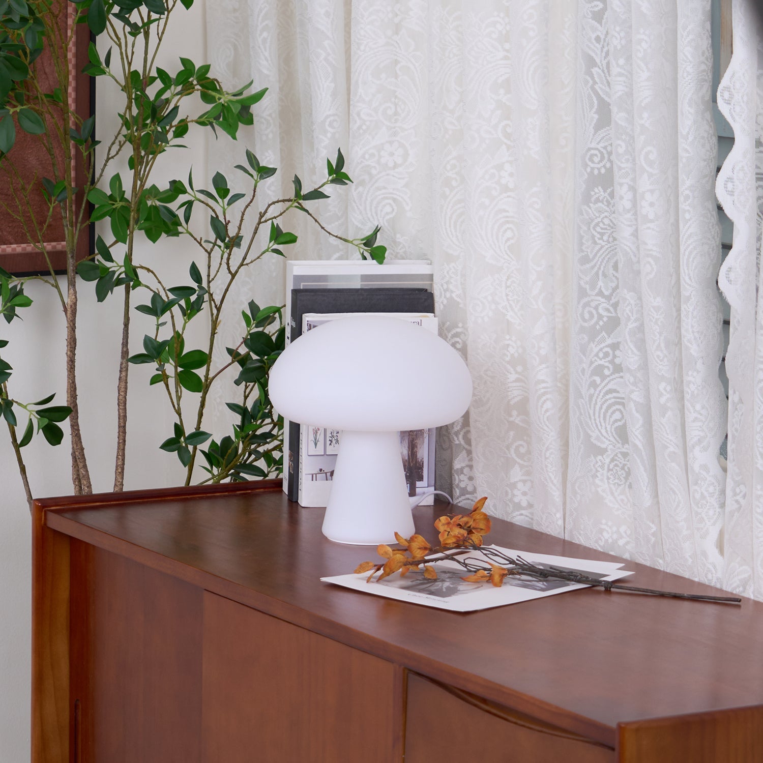 Obello Arc Glass Table Lamp