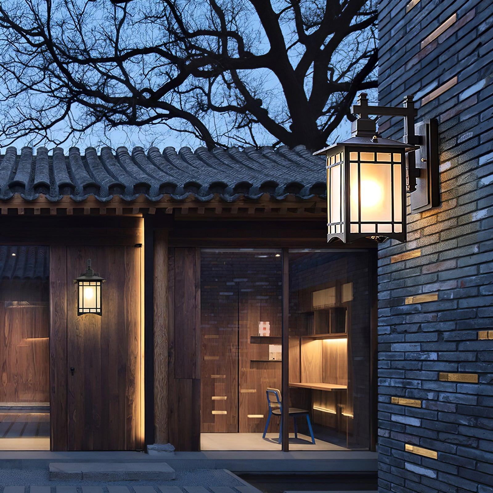 Orm House Minimal Arc Wall Light