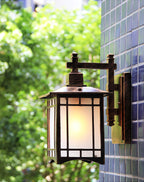 Orm House Minimal Arc Wall Light