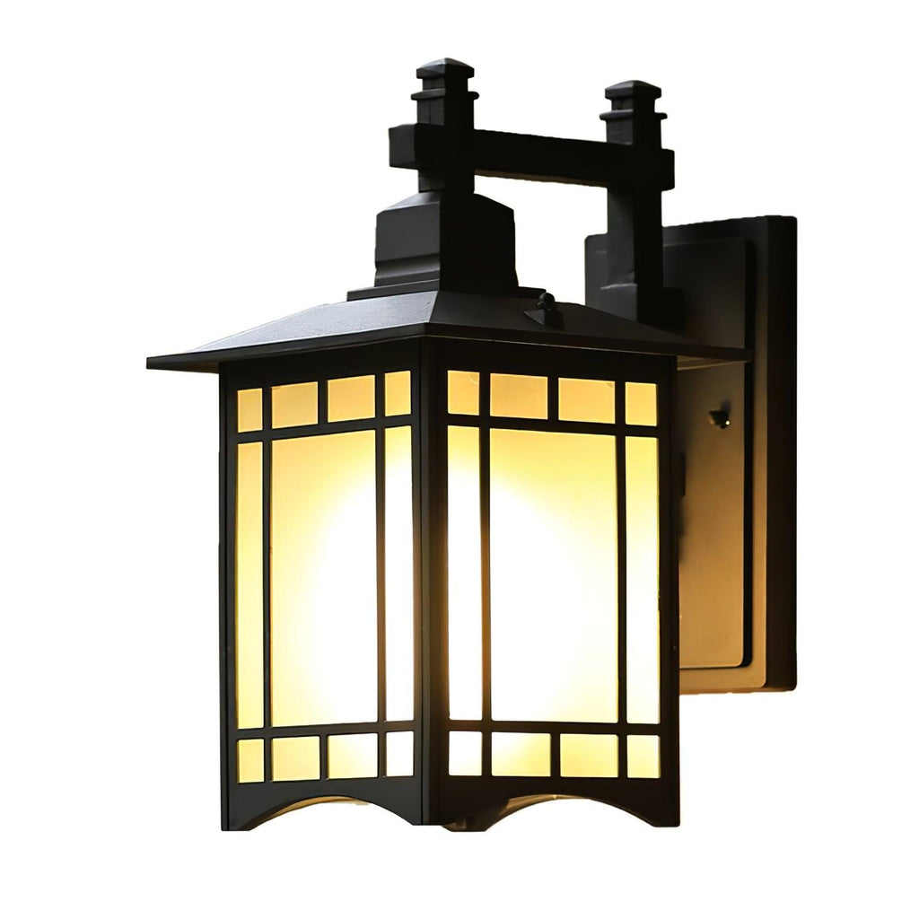 Orm House Minimal Arc Wall Light