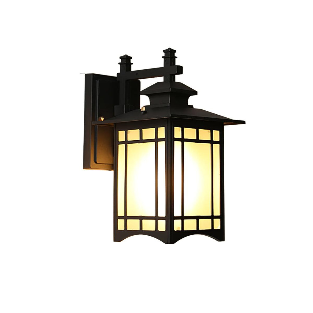 Orm House Minimal Arc Wall Light