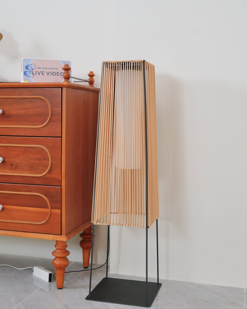 Rattan Minimal Post Light