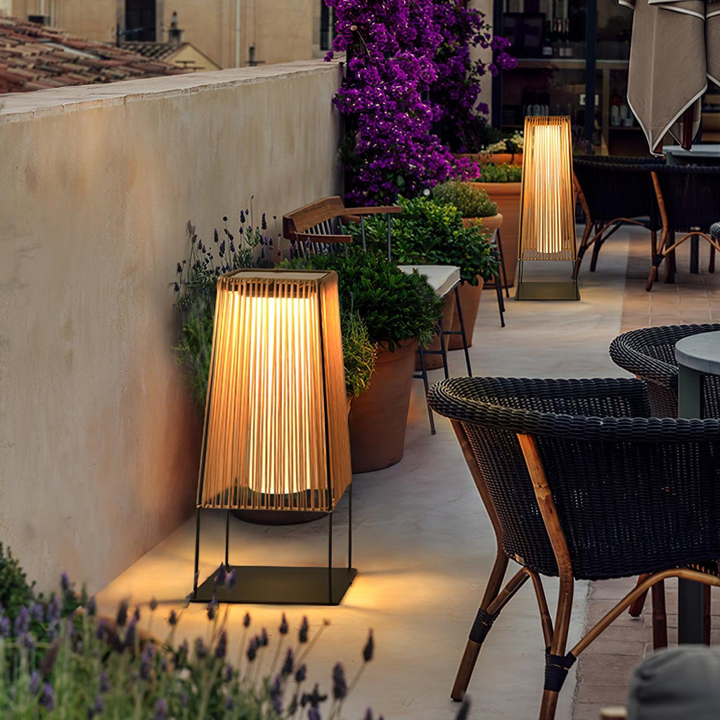 Rattan Minimal Post Light