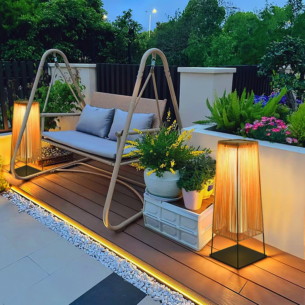 Rattan Minimal Post Light