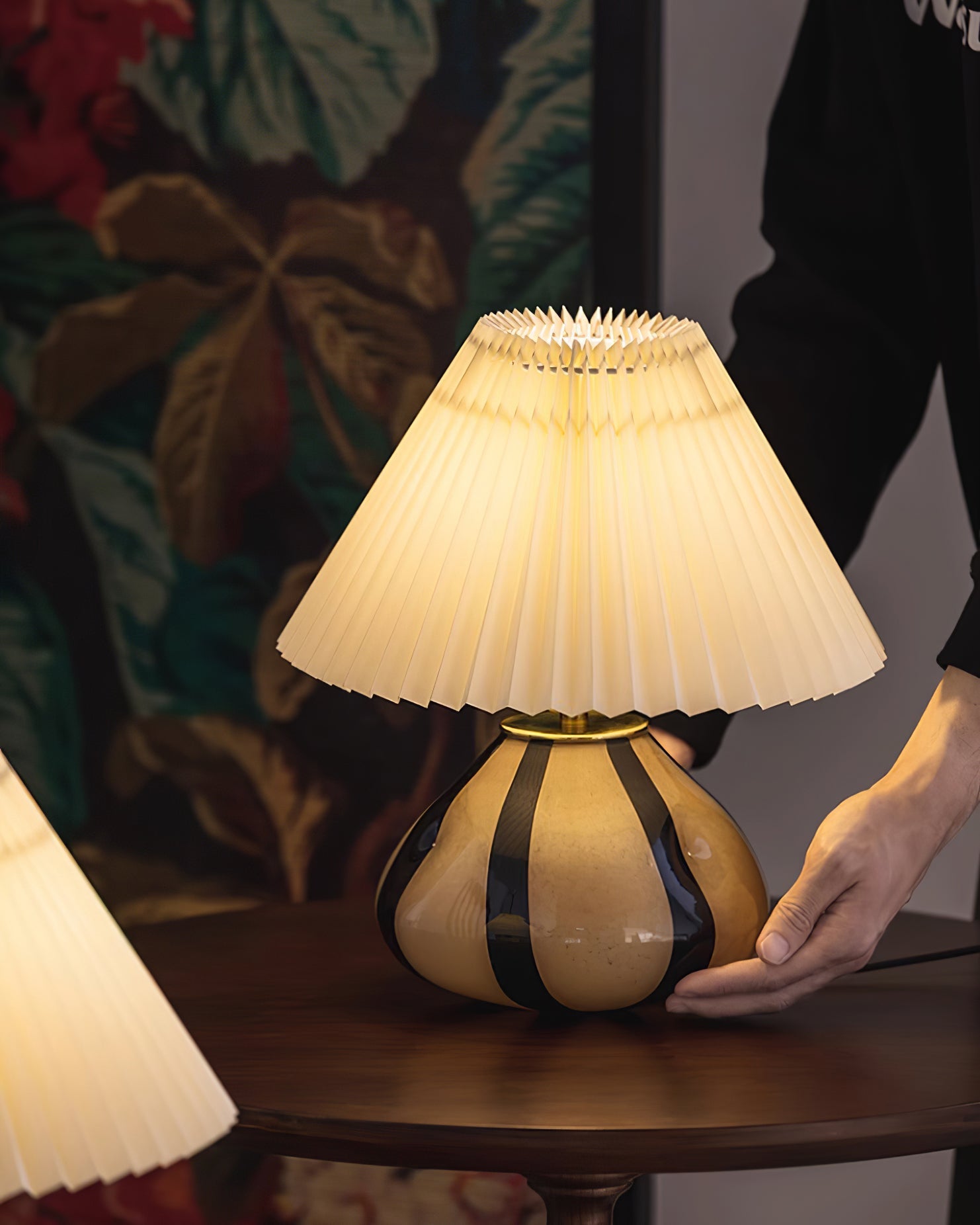 Cavolo Pleated Table Lamp