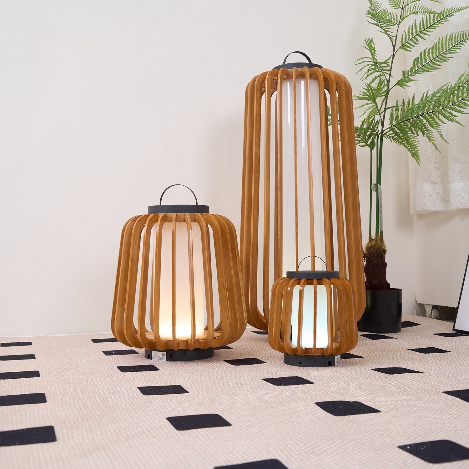 Terra Outdoor Lantern Light